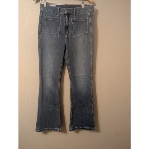 Gap Womens High Rise Flare Jean Size 30  Blue Medium Wash Whiskers Pockets - Picture 1 of 9